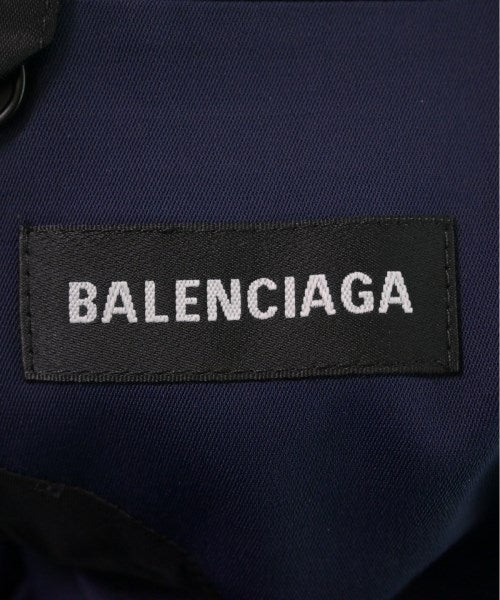 BALENCIAGA 支撐領外套