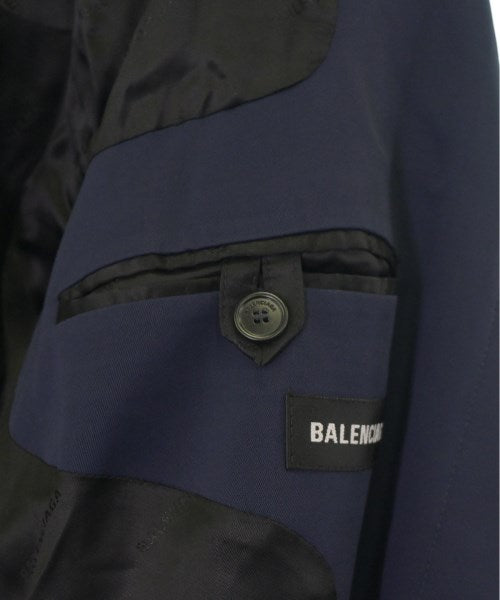 BALENCIAGA 支撐領外套