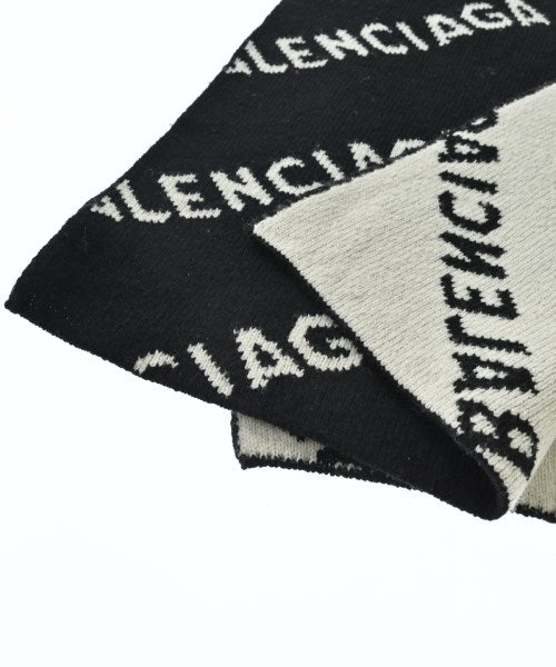 BALENCIAGA 冬季圍巾