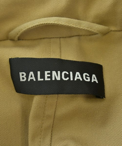 BALENCIAGA 支撐領外套