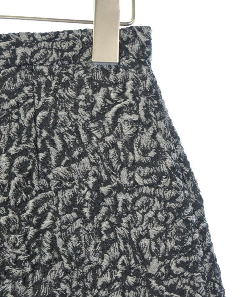 BALENCIAGA 膝上裙