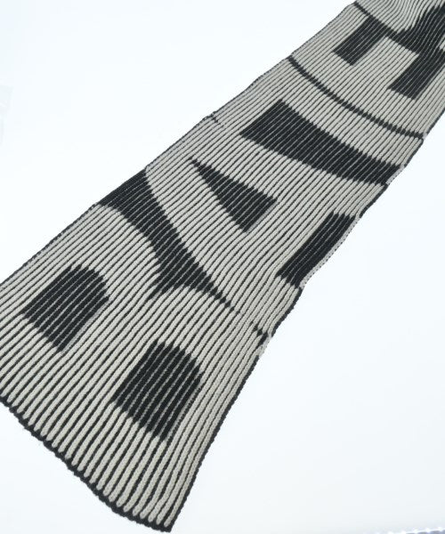 BALENCIAGA 冬季圍巾