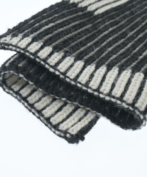 BALENCIAGA 冬季圍巾