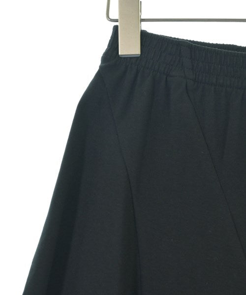 BALENCIAGA 膝上裙