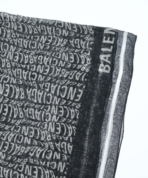 BALENCIAGA 冬季圍巾