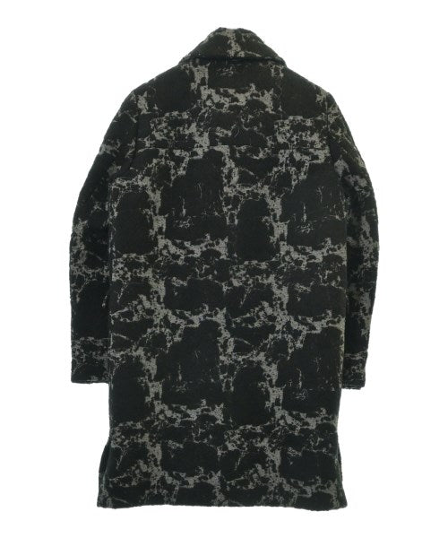 BALENCIAGA 支撐領外套