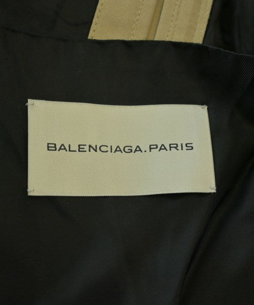 BALENCIAGA 支撐領外套