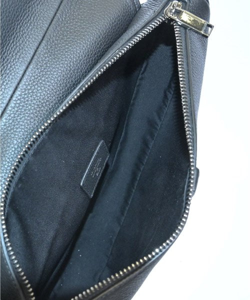 Dior Homme 肩背包