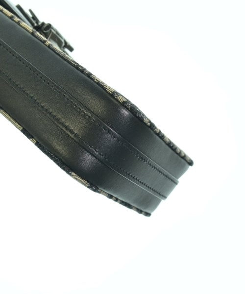 Dior Homme 肩背包