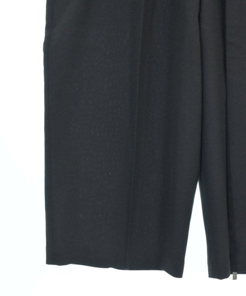 ISSEY MIYAKE 剪裁褲