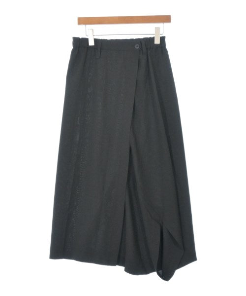 ISSEY MIYAKE 剪裁褲