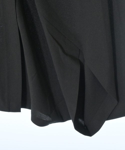 ISSEY MIYAKE 剪裁褲