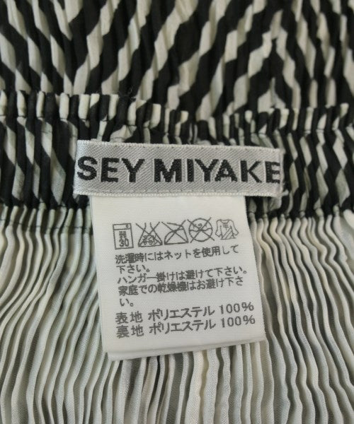 ISSEY MIYAKE 膝上裙