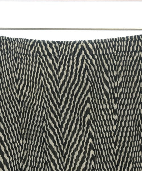 ISSEY MIYAKE 膝上裙