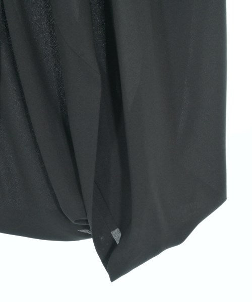 ISSEY MIYAKE 剪裁褲