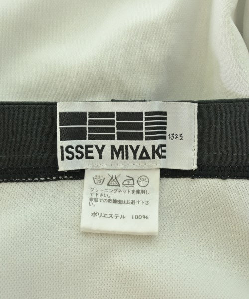 ISSEY MIYAKE 膝上裙