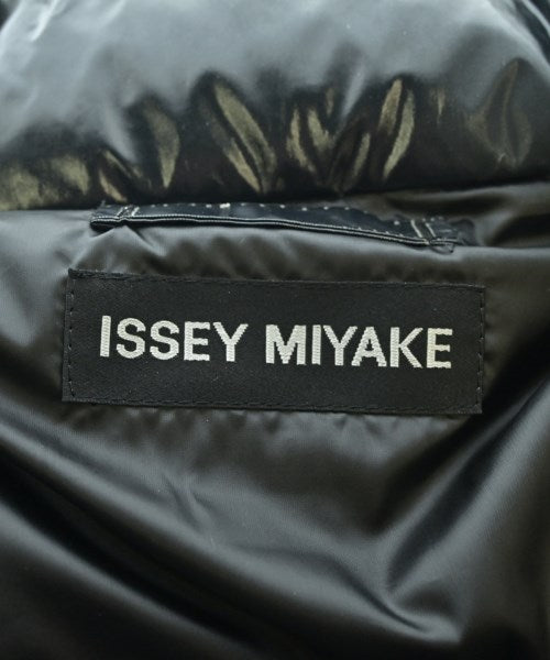 ISSEY MIYAKE 羽絨大衣