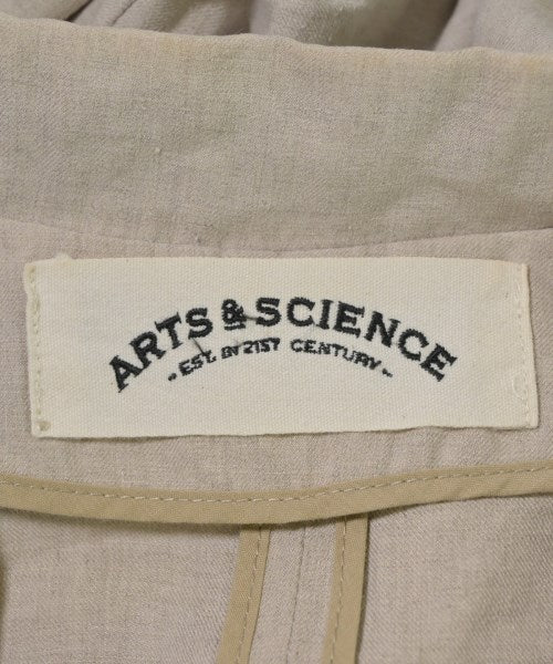 ARTS&SCIENCE 支撐領外套