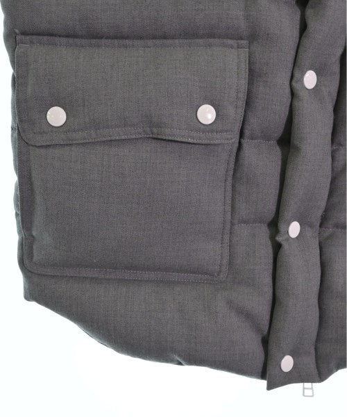 GANRYU 羽絨夾克/背心