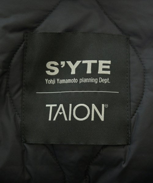 s'yte 羽絨夾克/背心