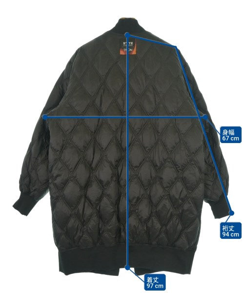 s'yte 羽絨夾克/背心