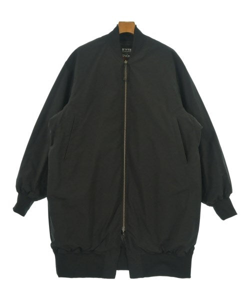 s'yte 羽絨夾克/背心