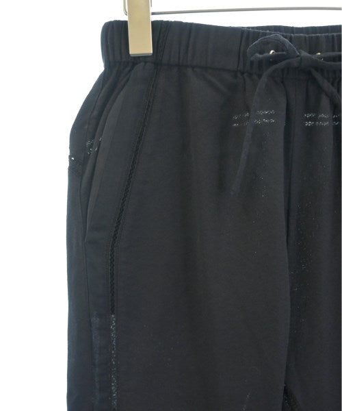 3.1 Phillip Lim 剪裁褲