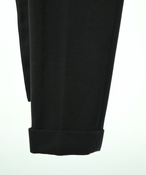 3.1 Phillip Lim 剪裁褲