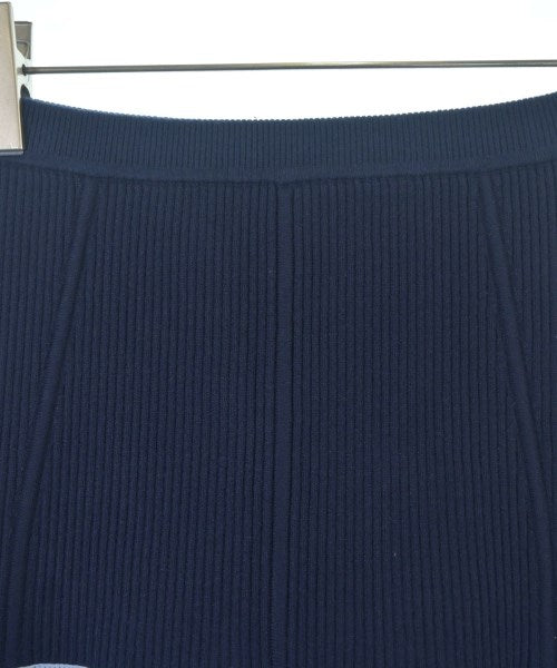 3.1 Phillip Lim 膝上裙