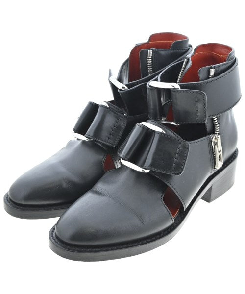 3.1 Phillip Lim 靴子