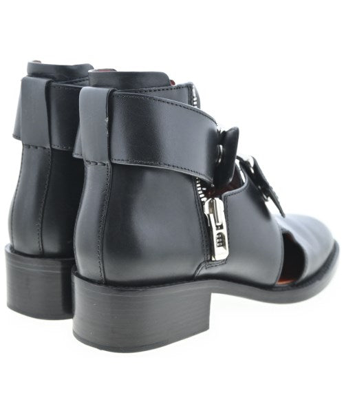 3.1 Phillip Lim 靴子