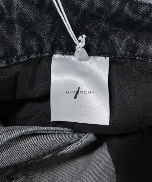 GIVENCHY 短