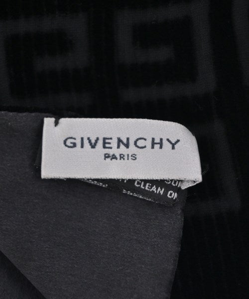 GIVENCHY 披肩
