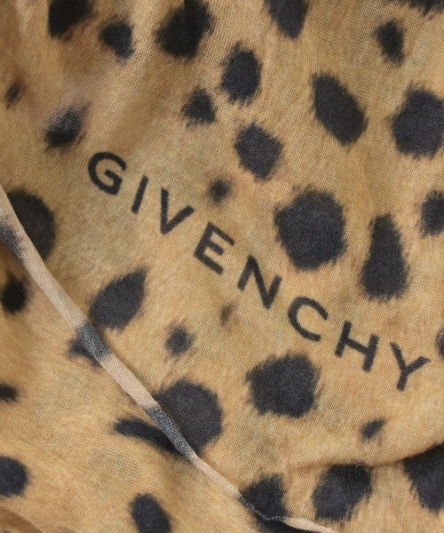 GIVENCHY 披肩
