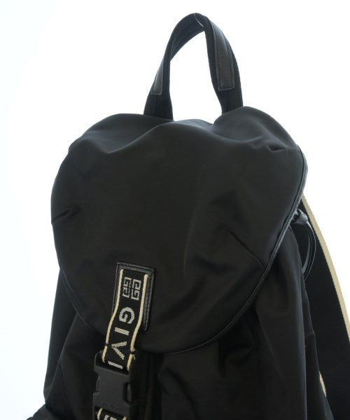 GIVENCHY 背包