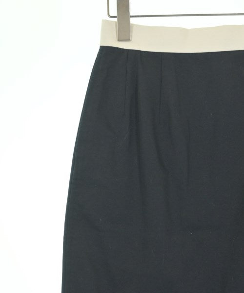 THOM BROWNE 膝上裙