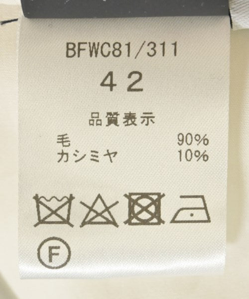 bergfabel 支撐領外套