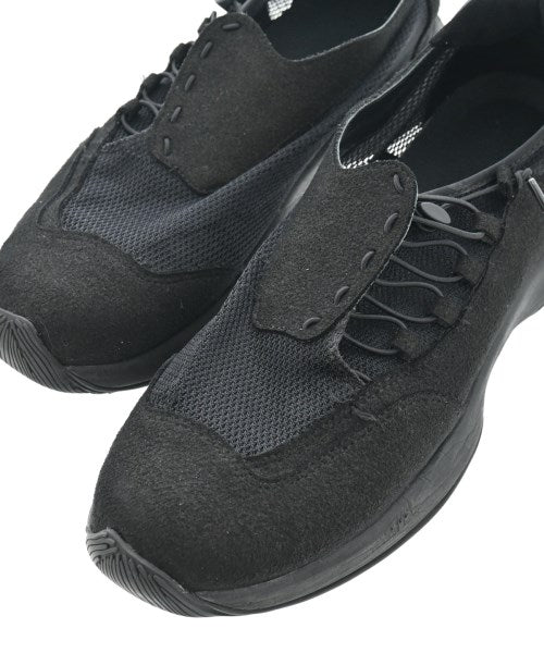 HOMME PLISSE 運動鞋