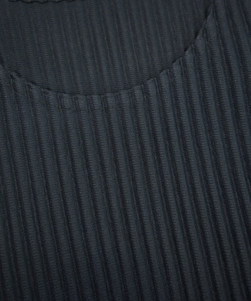 HOMME PLISSE T恤/上衣