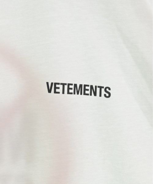VETEMENTS T恤/上衣
