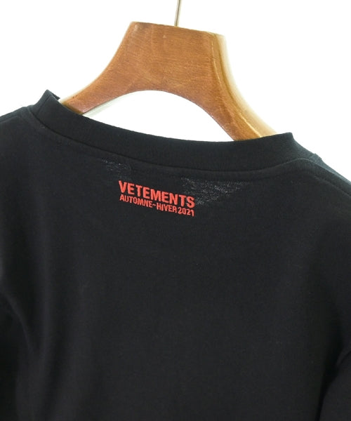 VETEMENTS T恤/上衣