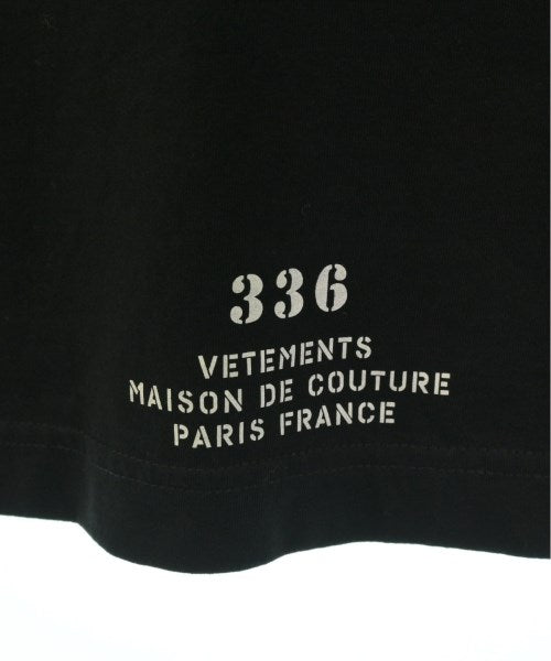 VETEMENTS T恤/上衣