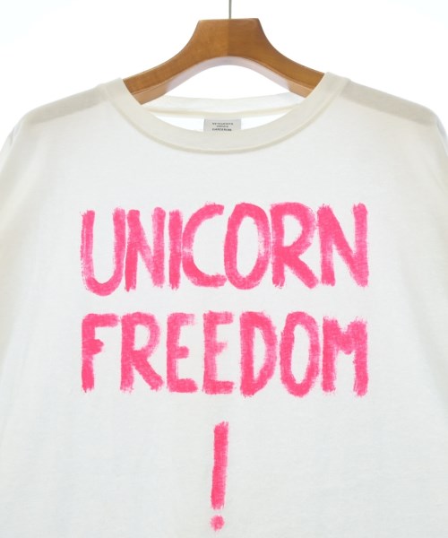 VETEMENTS T恤/上衣