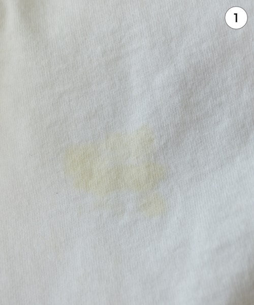 VETEMENTS T恤/上衣