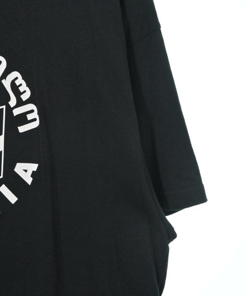 VETEMENTS T恤/上衣