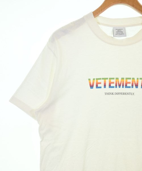 VETEMENTS T恤/上衣