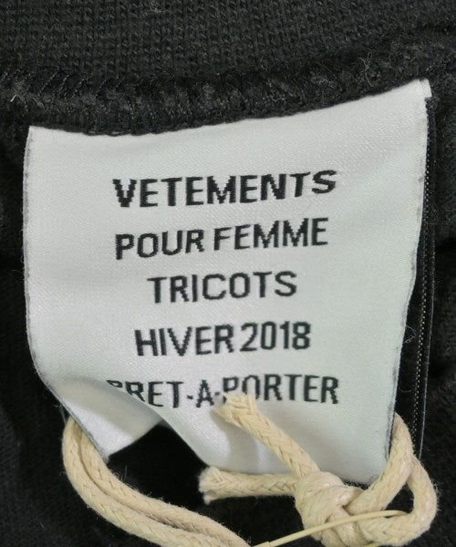 VETEMENTS T恤/上衣