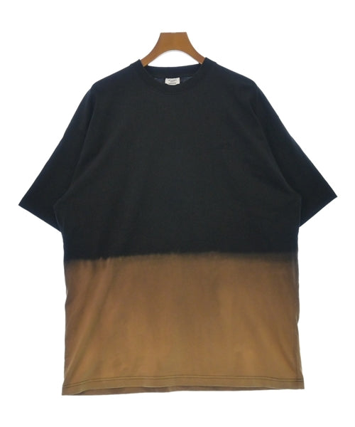 VETEMENTS T恤/上衣
