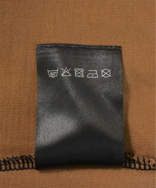 VETEMENTS T恤/上衣
