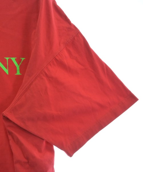 VETEMENTS T恤/上衣